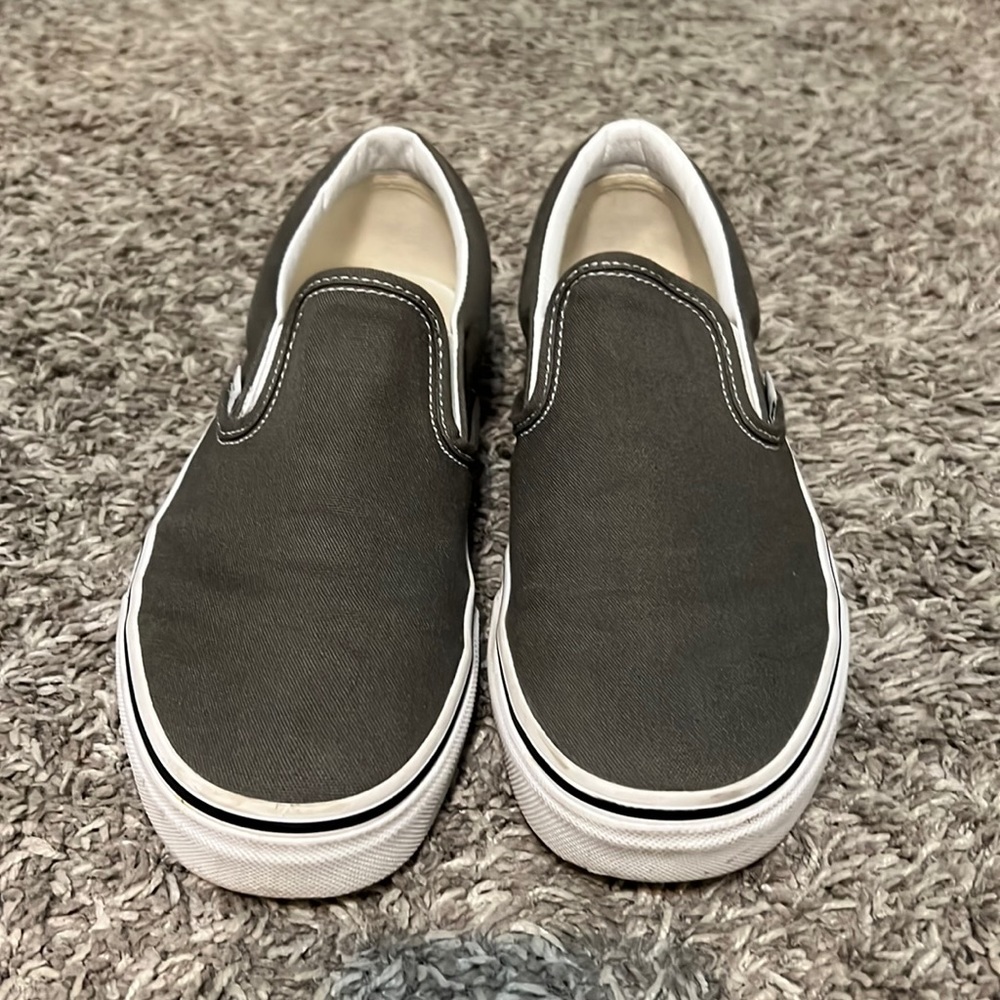 Vans Classic Slip-On gray. Size 6.5.preowned